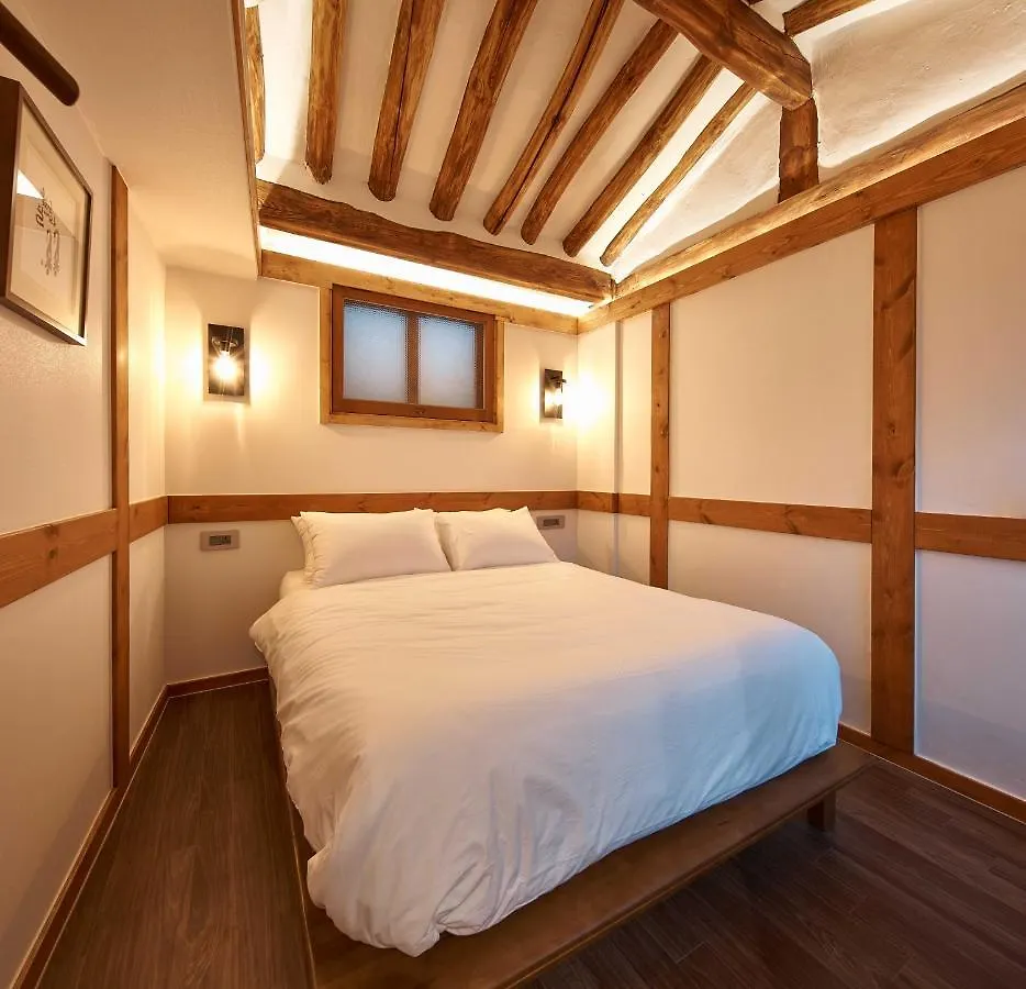 Villa Heritage Courtyard Seoul