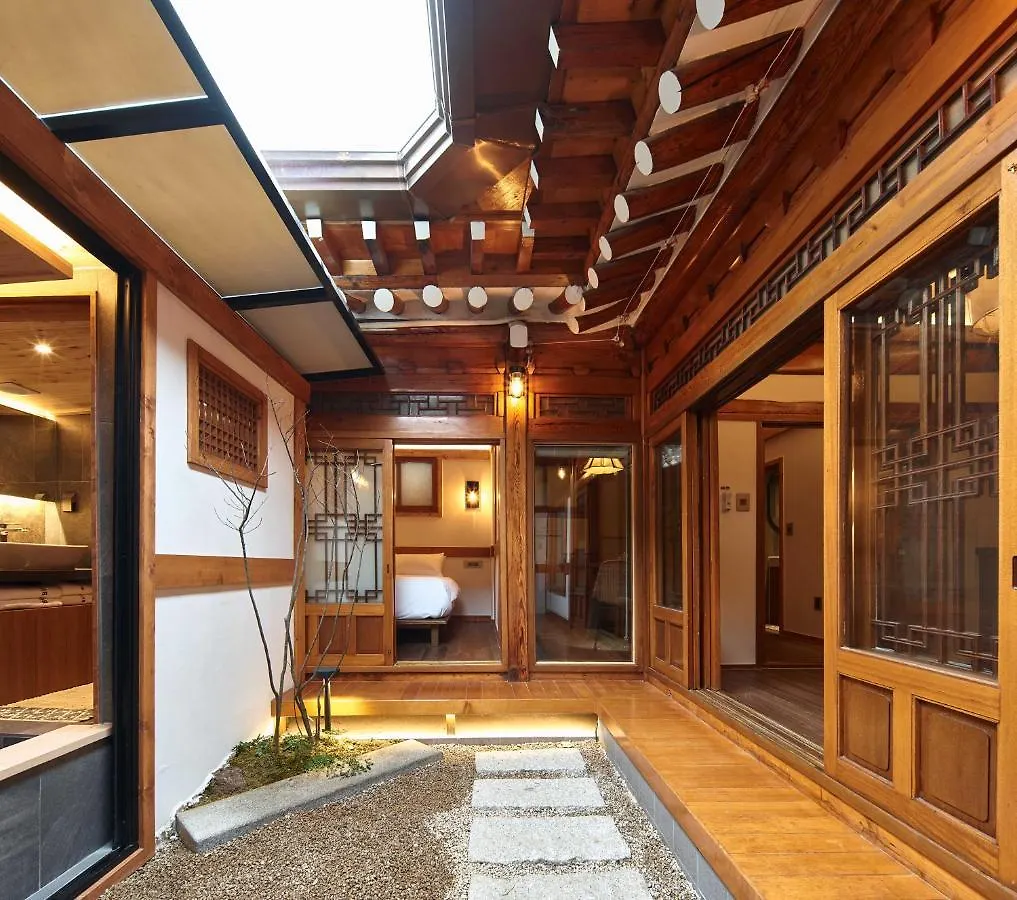 Heritage Courtyard Seoul 0*,